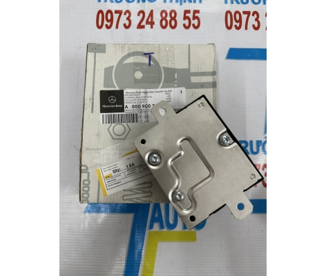 Hộp Điều khiển bơm xăng W205 W222. C300. C63 W213 W253 