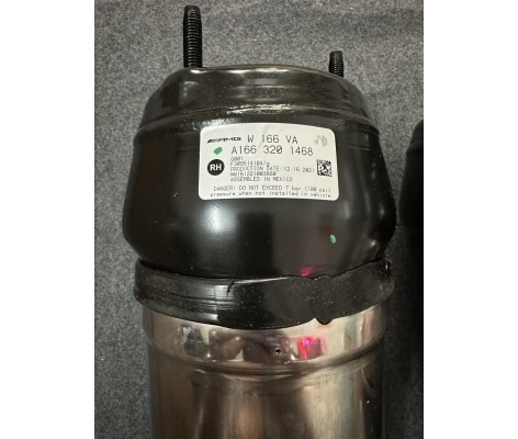 Nhún trước GL63 W157