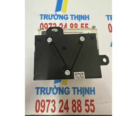 Hộp điều khiển bơm xăng C200 S500: GL450 E300 W204 W164: W221