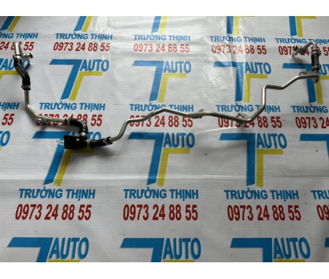 Ống nước Turbocharger E200 E250 E300 S400 W213 M276