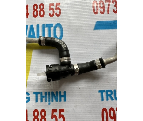 Ống nước Turbocharger E200 E250 E300 S400 W213 M276