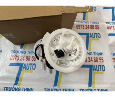 Bơm xăng GLA250